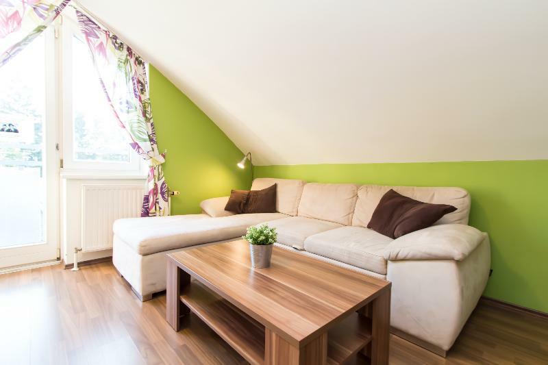 Apartmenthaus Hietzing I Contactless Check-in * Viena